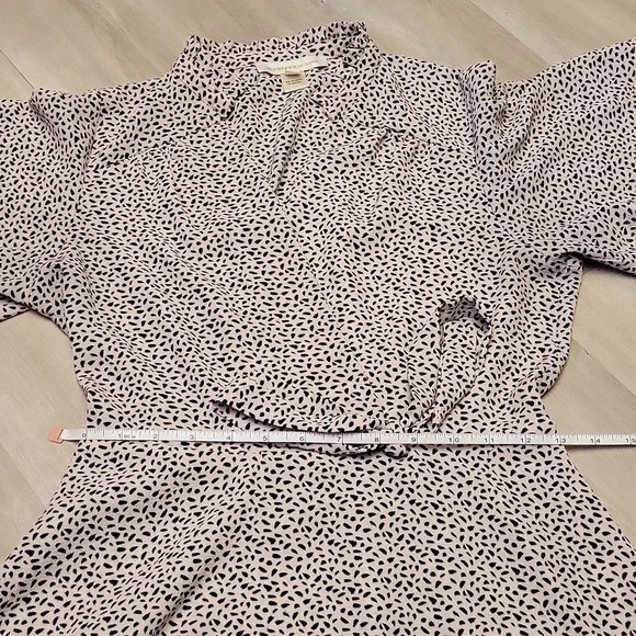 Monteau Los Angeles Faux Wrap Pink Black Peplum Flutter Sleeve Top Womens Size M - Picture 7 of 8